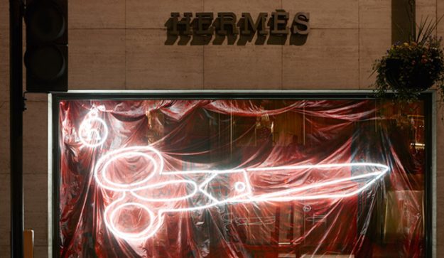 Studio-Toogood-installation-for-Hermes-mini